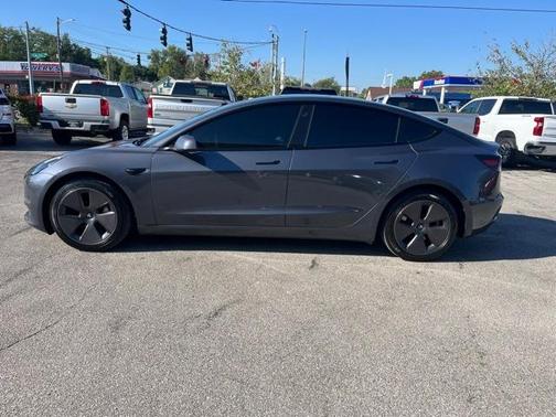 2023 Tesla Model 3 Base