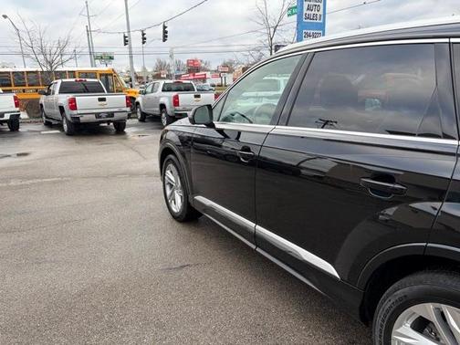 2021 Audi Q7 55 Premium Plus