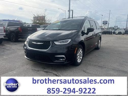 2022 Chrysler Pacifica Touring-L
