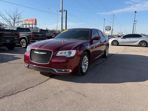 2021 Chrysler 300 Touring
