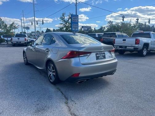 2018 Lexus IS 300 Base