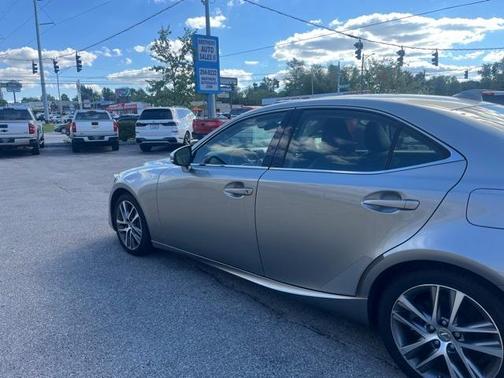 2018 Lexus IS 300 Base