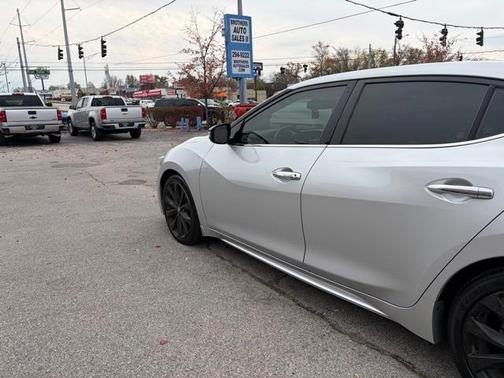 2017 Nissan Maxima 3.5 SR