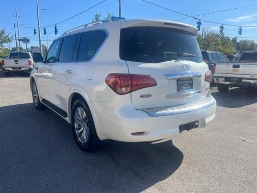 2016 INFINITI QX80 Base