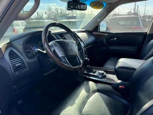 2016 INFINITI QX80 Base