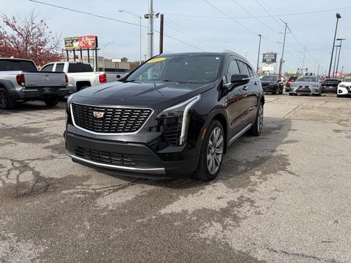 2023 Cadillac XT4 Premium Luxury