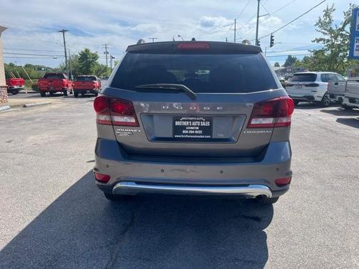 2020 Dodge Journey Crossroad