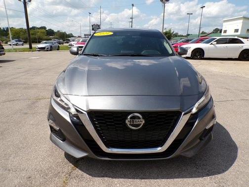 2021 Nissan Altima 2.5 SV