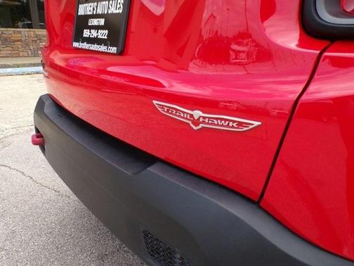 2016 Jeep Renegade Trailhawk