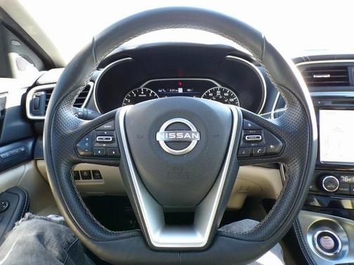 2023 Nissan Maxima Platinum