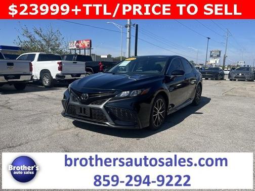 2023 Toyota Camry SE