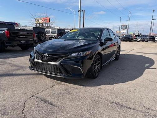 2024 Toyota Camry SE