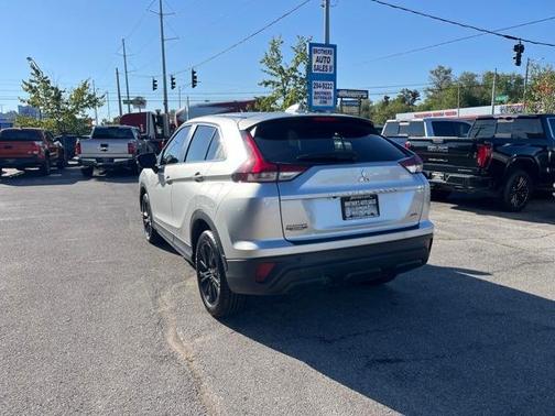 2024 Mitsubishi Eclipse Cross LE