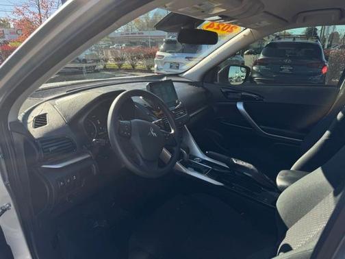 2024 Mitsubishi Eclipse Cross LE