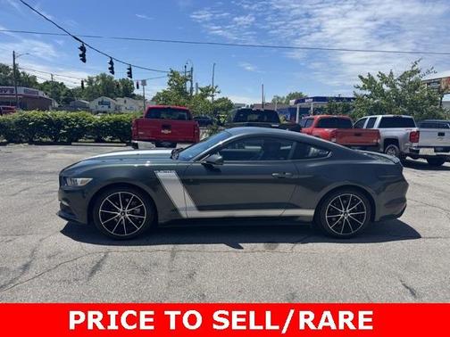 2016 Ford Mustang EcoBoost Premium