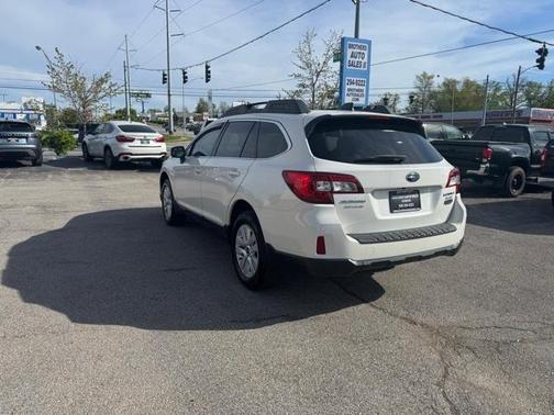2017 Subaru Outback 2.5i Premium