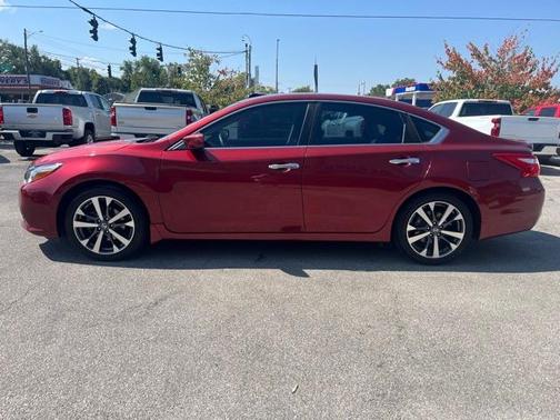 2016 Nissan Altima 3.5 SR