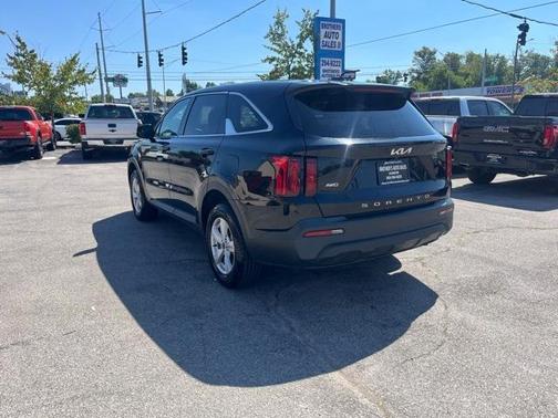 2022 Kia Sorento LX