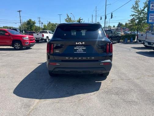 2022 Kia Sorento LX