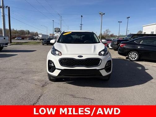 2022 Kia Sportage LX