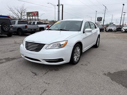 2014 Chrysler 200 LX