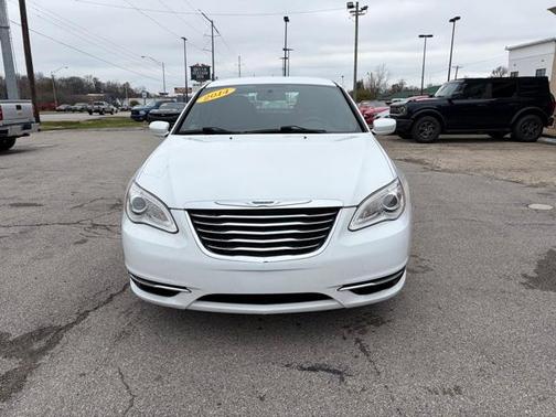2014 Chrysler 200 LX