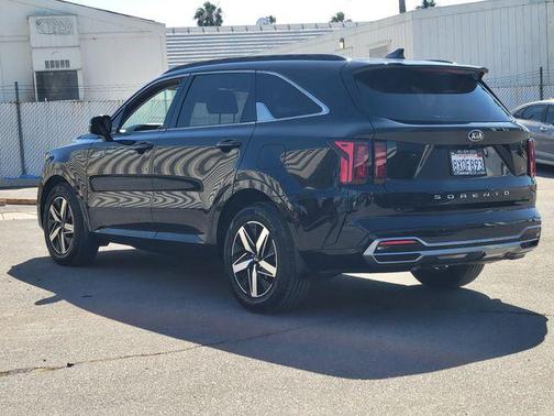 Ebony Black 2021 Kia Sorento S