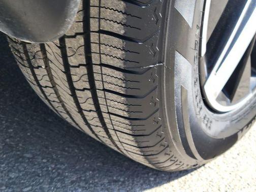 Ebony Black 2021 Kia Sorento S