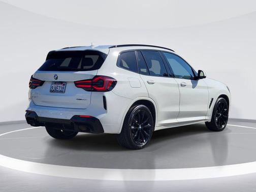 Alpine White 2024 BMW X3 sDrive30i