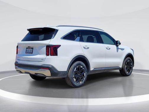 Glacial White Pearl 2024 Kia Sorento S