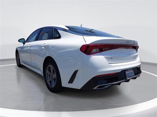 2022 Kia K5 LXS