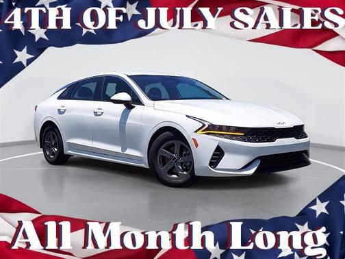 2022 Kia K5 LXS
