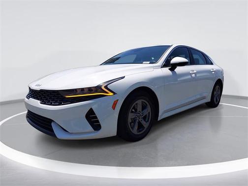 2022 Kia K5 LXS