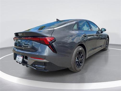 2025 Kia K5 LXS