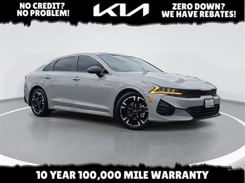 2022 Kia K5 GT-Line