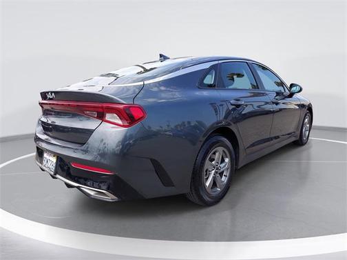 2023 Kia K5 LXS