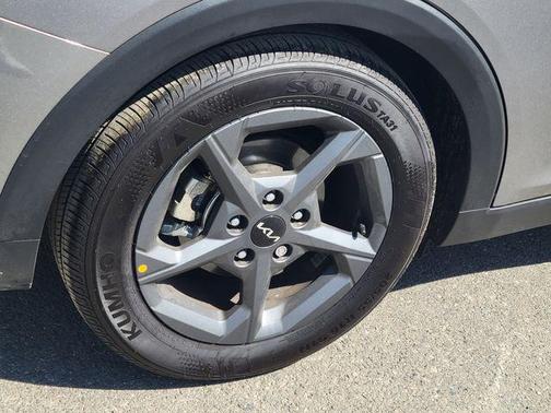 Steel Gray 2025 Kia K4 LXS
