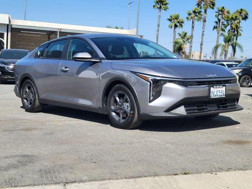 Steel Gray 2025 Kia K4 LXS
