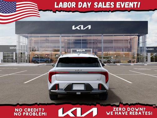 Snow White Pearl 2026 Kia K4 GT-Line