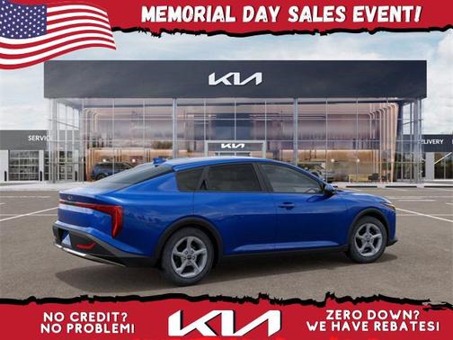 2025 Kia K4 LXS