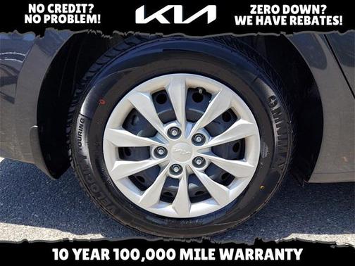 2024 Kia Forte LX