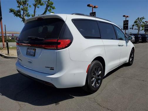 2021 Chrysler Pacifica Limited