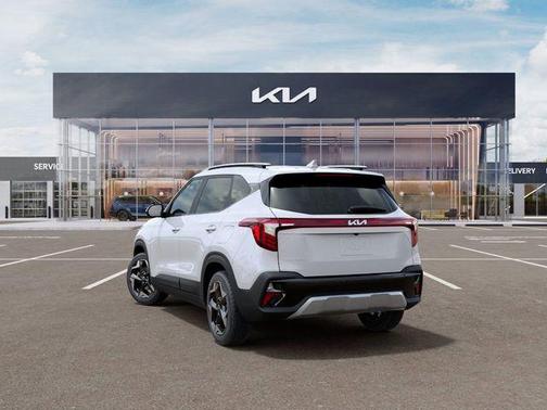 Snow White Pearl 2026 Kia Seltos S