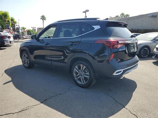 2023 Kia Seltos S