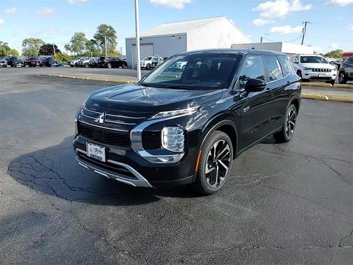 2025 Mitsubishi Outlander PHEV SE S-AWC