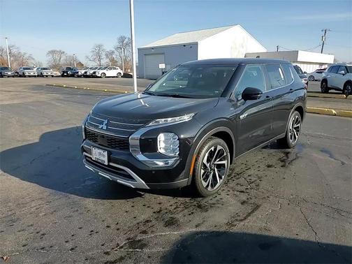 2025 Mitsubishi Outlander PHEV SE S-AWC