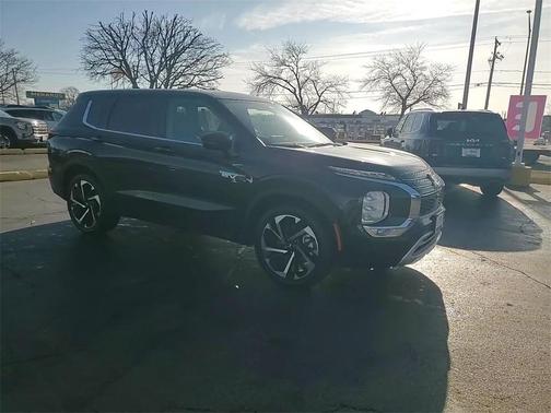 2025 Mitsubishi Outlander PHEV SE S-AWC