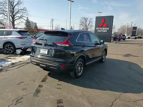 2024 Mitsubishi Eclipse Cross ES