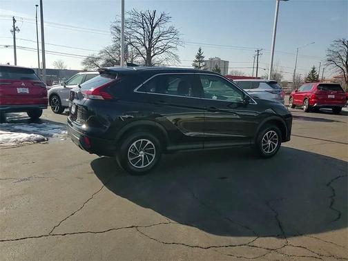 2024 Mitsubishi Eclipse Cross ES