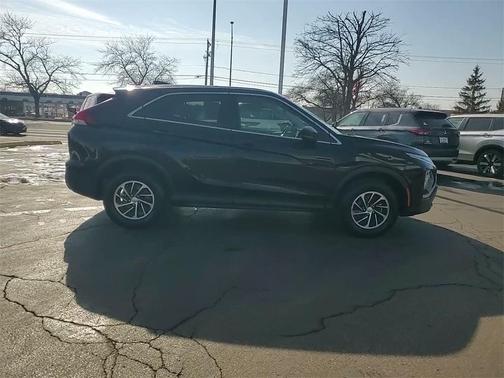 2024 Mitsubishi Eclipse Cross ES